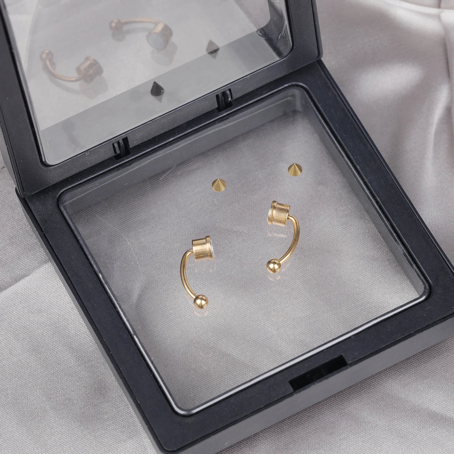 1/4pcs Unisex Magnetic stainless steel Nose Rings
